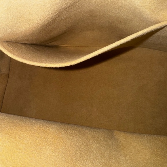 ♥️Louis Vuitton Monogram Boetie Bag♥️ - Picture 12 of 17